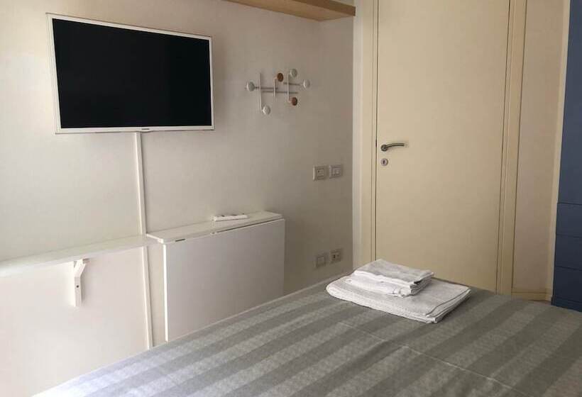 ベッドアンドブレックファースト At 9