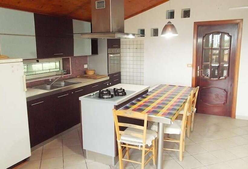 住宿加早餐  Casale Rendine