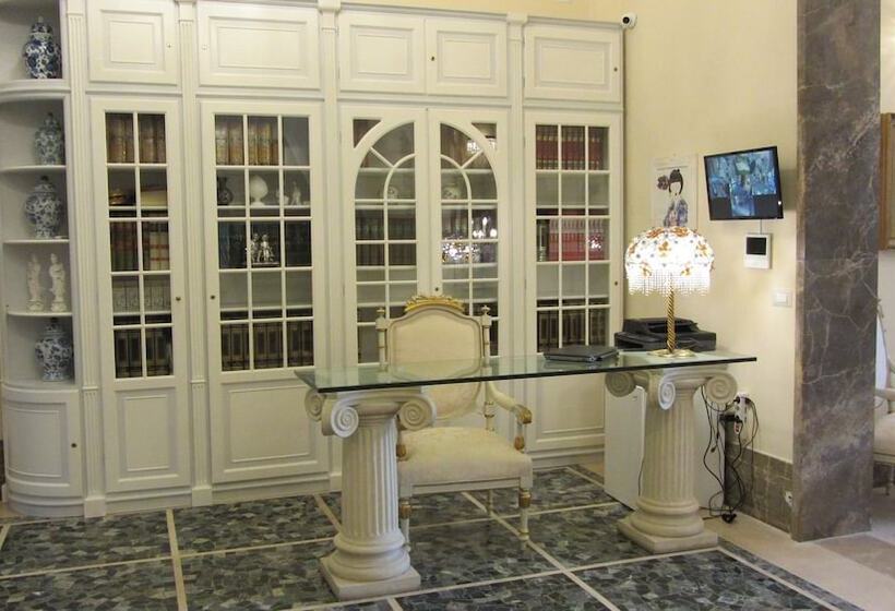 تختخواب و صبحانه Dimora Charleston Lecce Parcheggio Privato In Loco Gratis