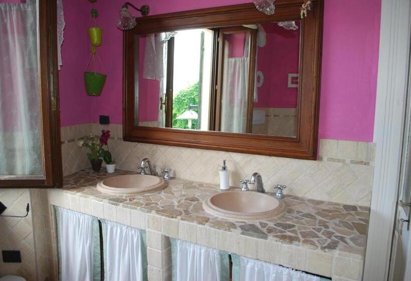 Bed and Breakfast La Curandera