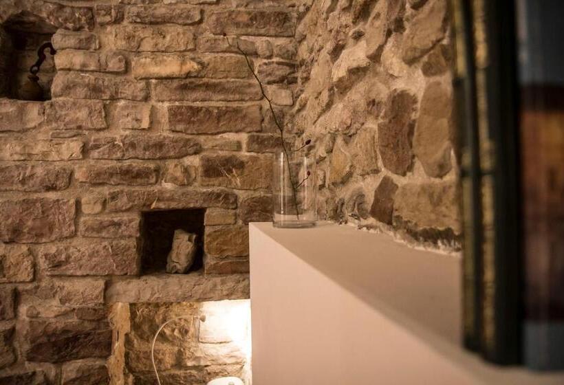 تختخواب و صبحانه Residenza La Corte Assisi