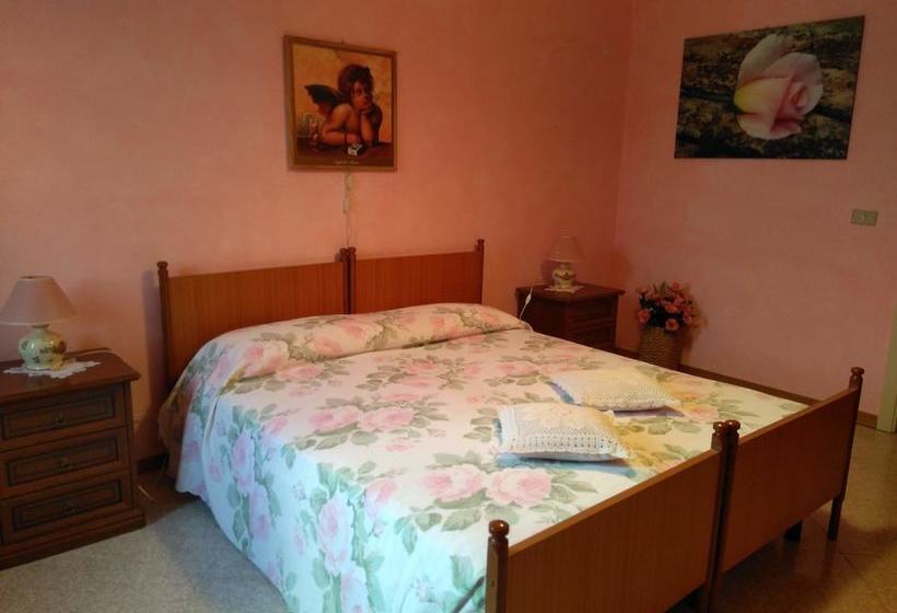 مبيت وإفطار Casa Laura