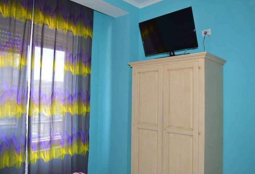 פונדק Torvaianica