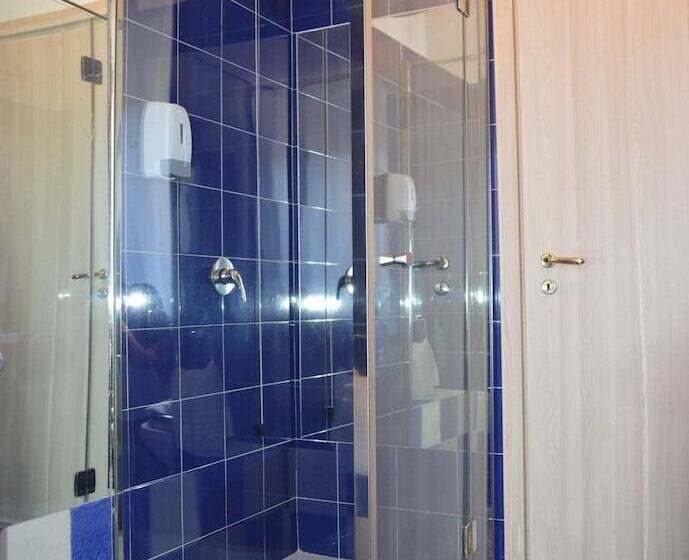 פונדק Torvaianica