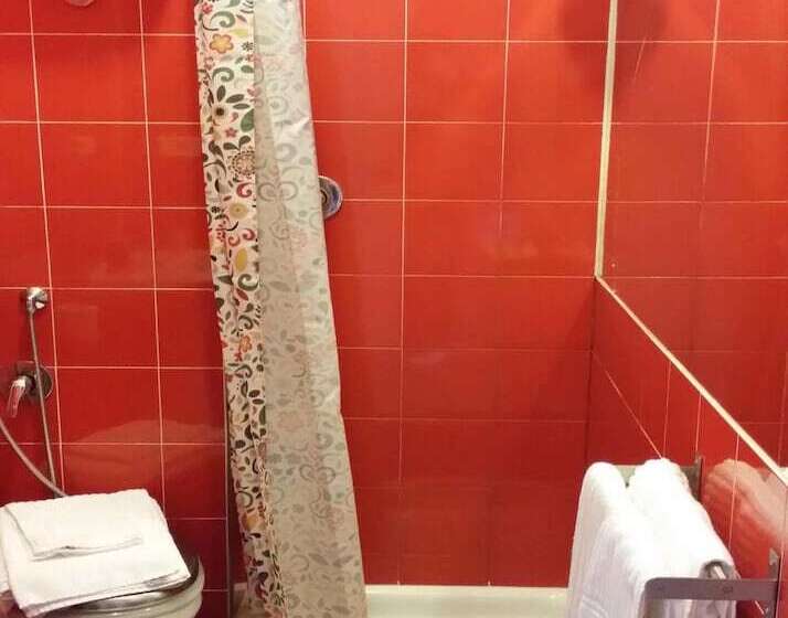 פונדק Torvaianica