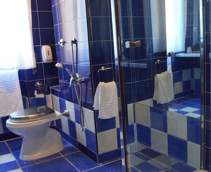 פונדק Torvaianica