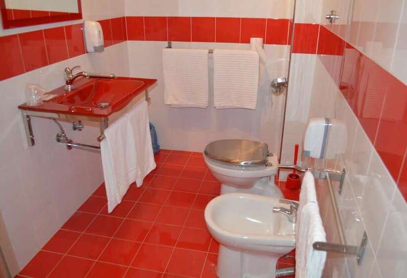 פונדק Torvaianica