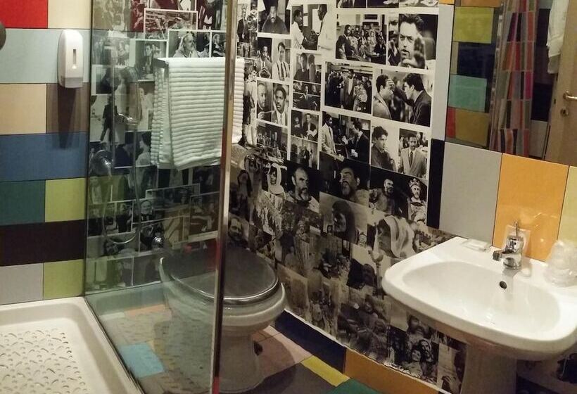 פונדק Torvaianica