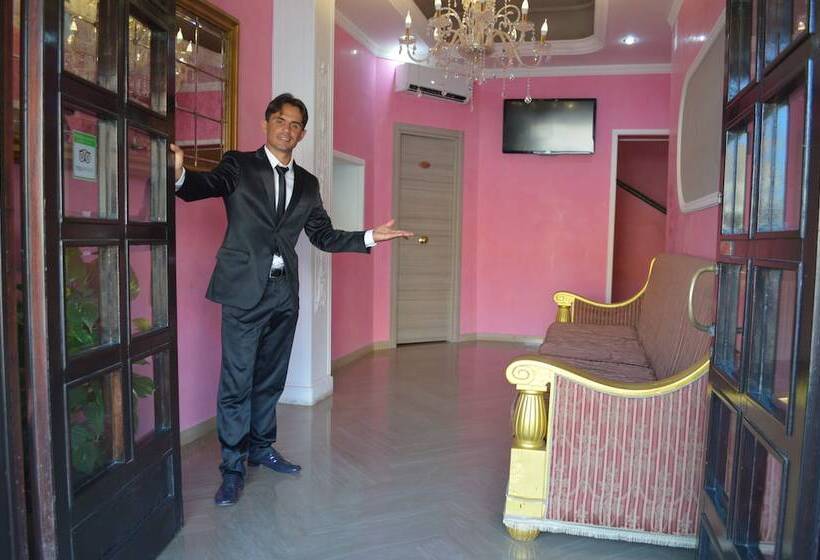 פונדק Torvaianica