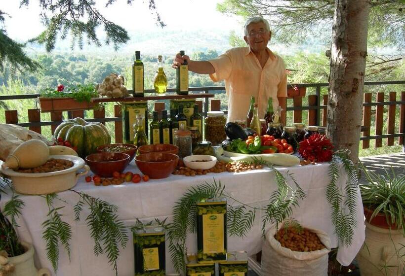 בית מלון כפרי Agriturismo Fara Del Falco