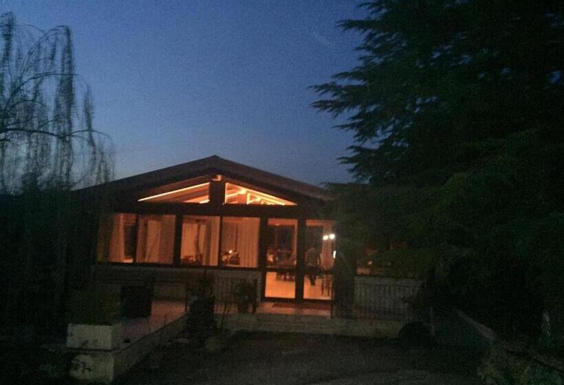 בית מלון כפרי Agriturismo Fara Del Falco