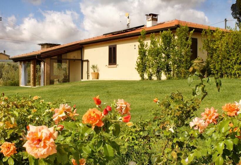 فندق ريفى Agriturismo Il Marciatoio