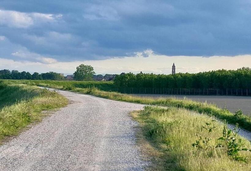 فندق ريفى Agriturismo Loghino Sabbioni