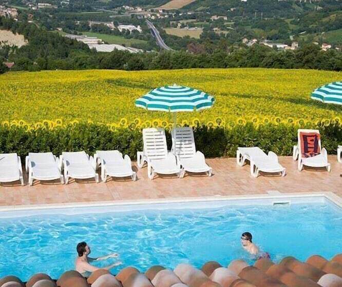 בית מלון כפרי Le Querce