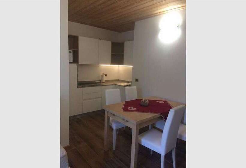 فندق ريفى Montibeller