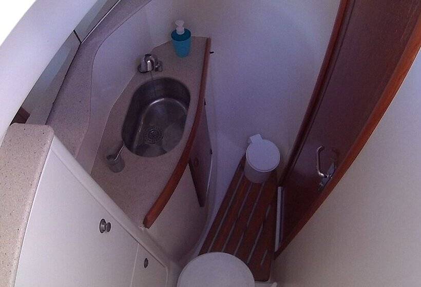 בית מלון כפרי Scugnizza Smeralda