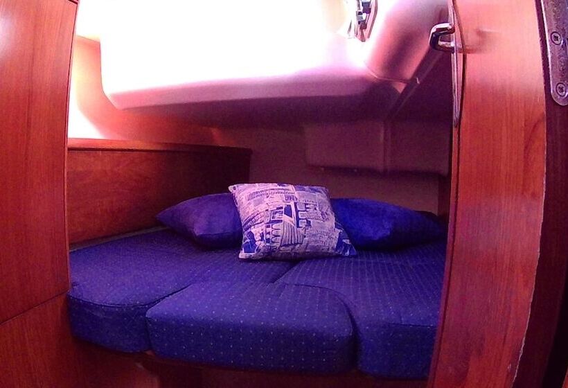 בית מלון כפרי Scugnizza Smeralda