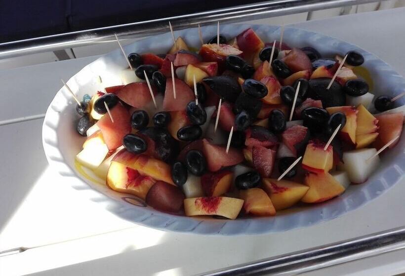 בית מלון כפרי Scugnizza Smeralda