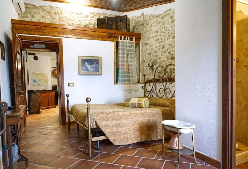 La Rupe Bed And Breakfast