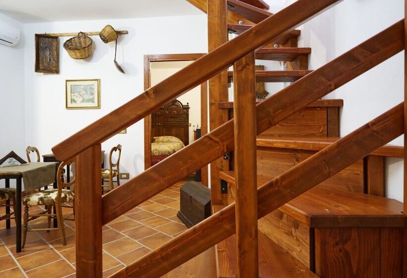 La Rupe Bed And Breakfast