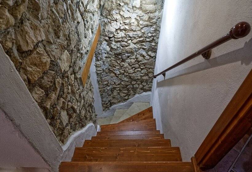 La Rupe Bed And Breakfast