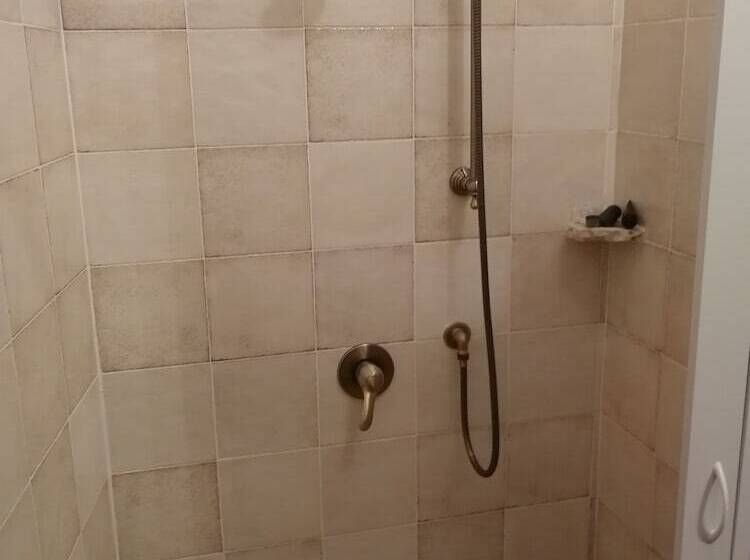 La Rupe Bed And Breakfast