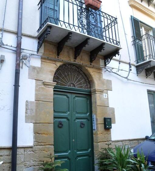 Пансион B&b Largo Barile