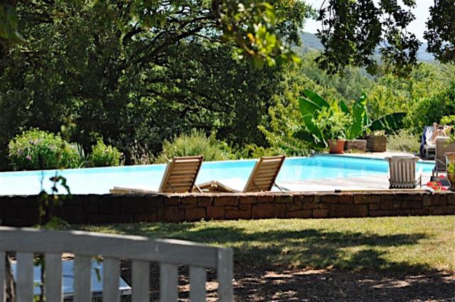 ペンション Chambre D Hotes Le Ponsonnet