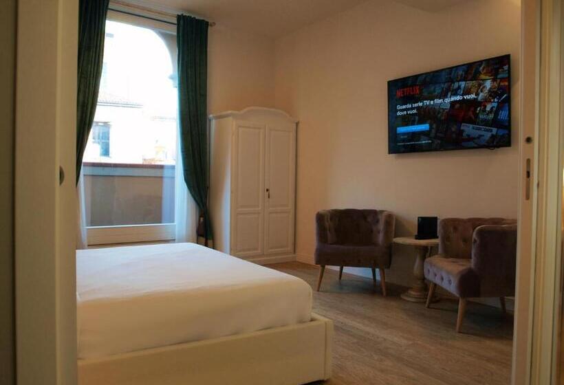 پانسیون Cosmopolitan Central Rooms