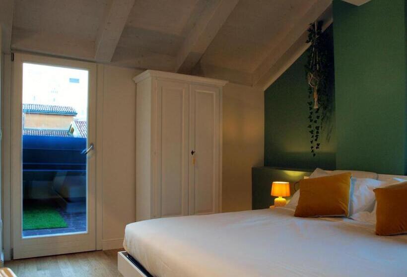 پانسیون Cosmopolitan Central Rooms