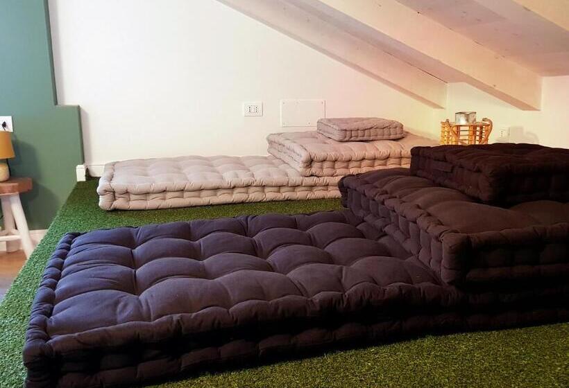 پانسیون Cosmopolitan Central Rooms