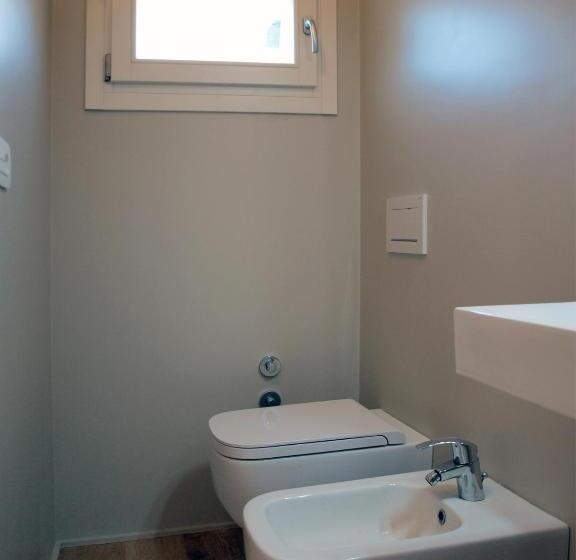 پانسیون Cosmopolitan Central Rooms