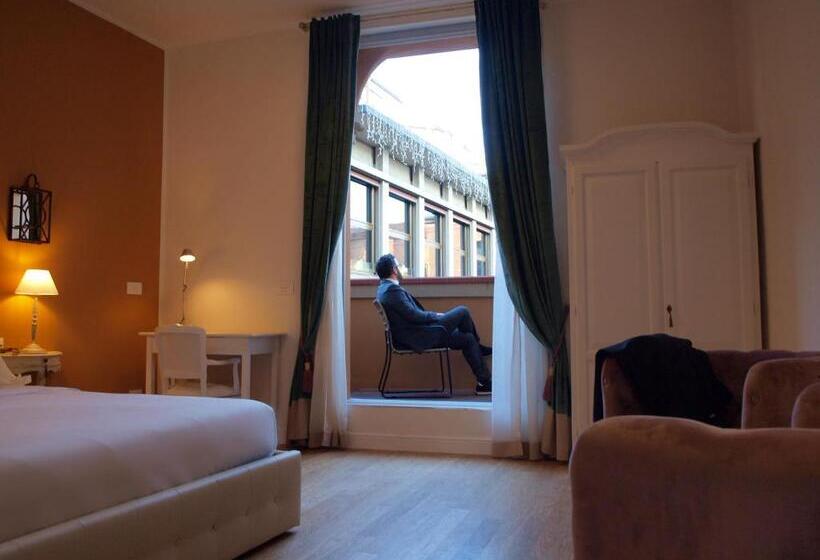 پانسیون Cosmopolitan Central Rooms