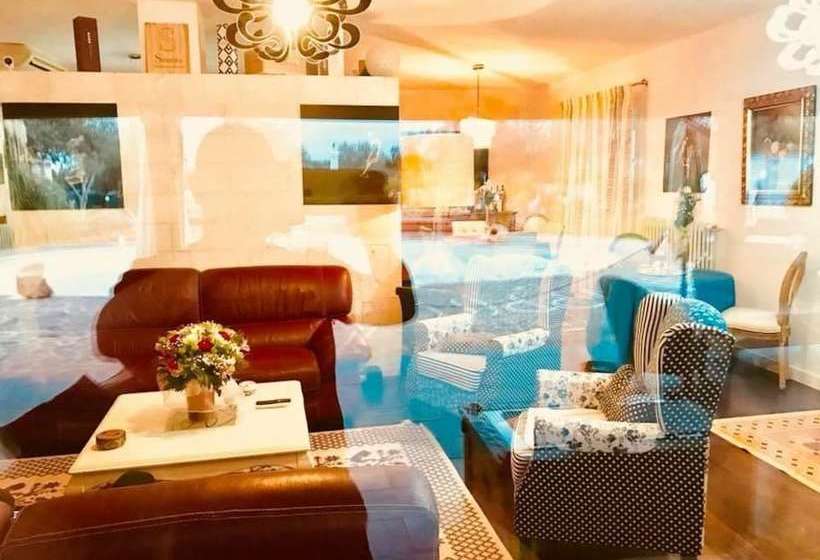 Пансион Country House Villa Di L Abbiu