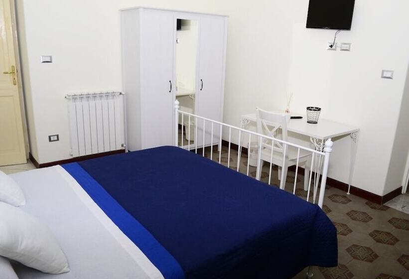 膳宿费 Guest House Binario 1