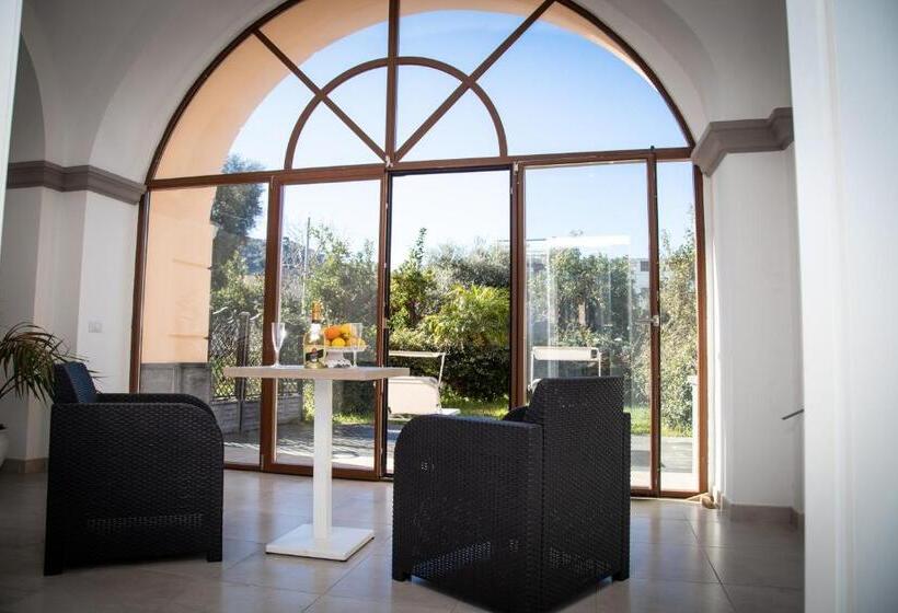 פנסיון Villa Emanuel