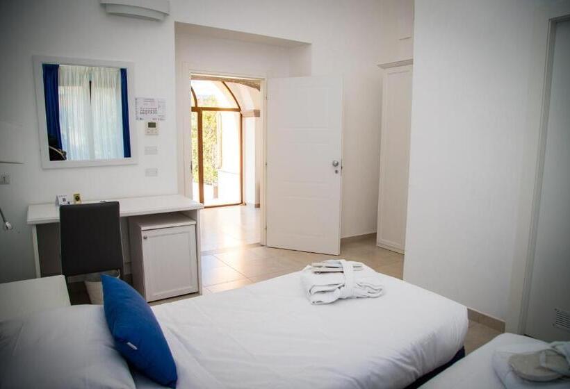 פנסיון Villa Emanuel