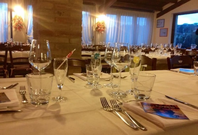 Residence Casale Torrenova Al Conero