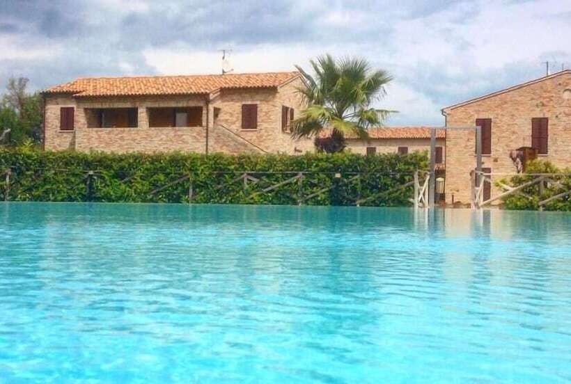 Residence Casale Torrenova Al Conero