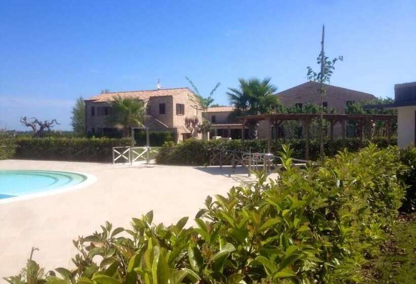 Residence Casale Torrenova Al Conero