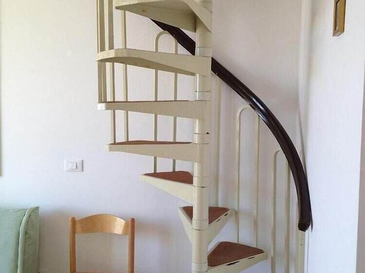 住所  Appartamenti Solemare