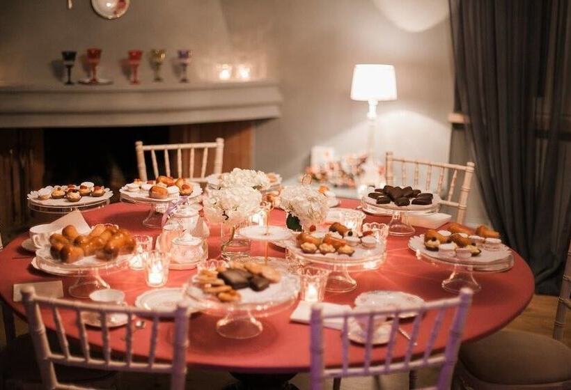 Assteas Bed & Breakfast