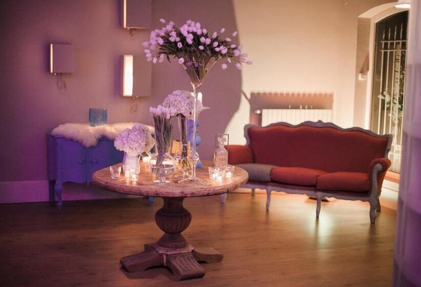 Assteas Bed & Breakfast