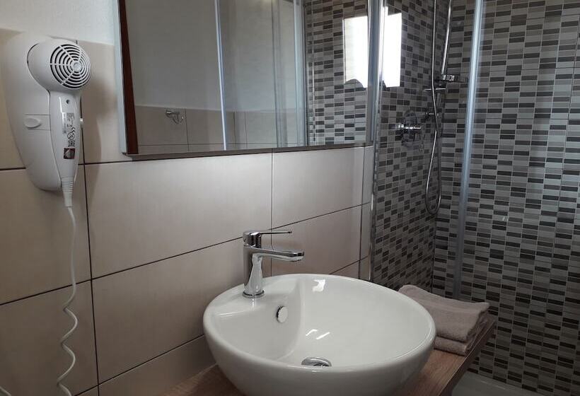 مبيت وإفطار Al Pez Exclusive Rooms