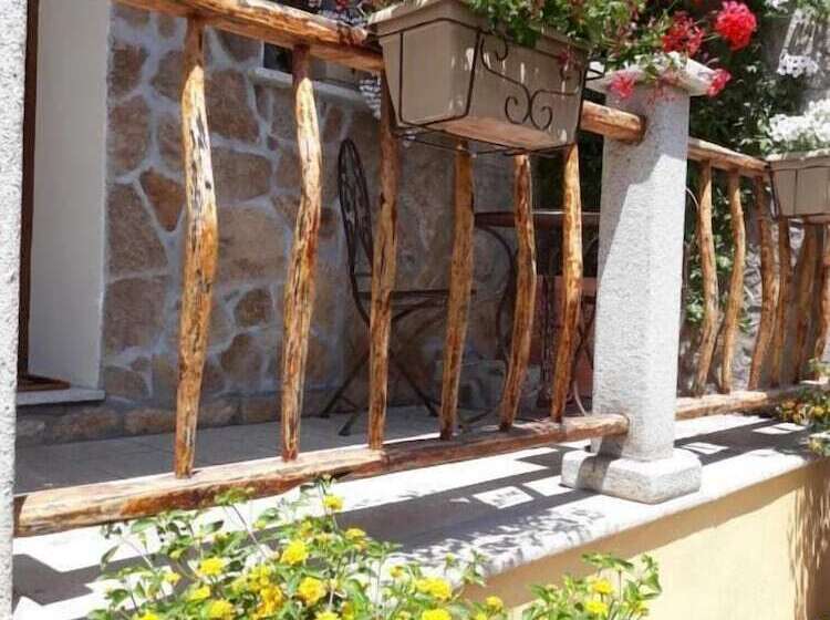 مبيت وإفطار Al Pez Exclusive Rooms