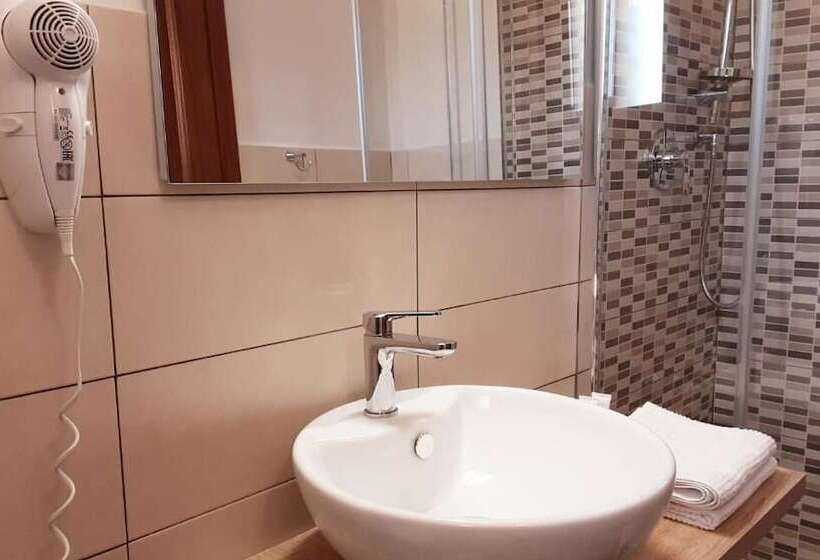 مبيت وإفطار Al Pez Exclusive Rooms