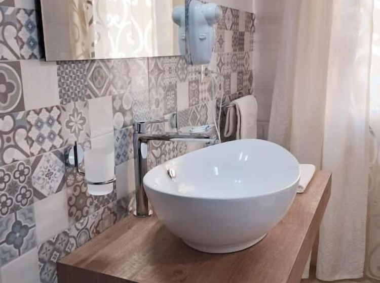 مبيت وإفطار Al Pez Exclusive Rooms