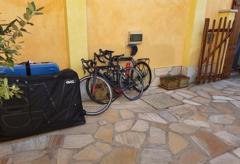 مبيت وإفطار Al Pez Exclusive Rooms