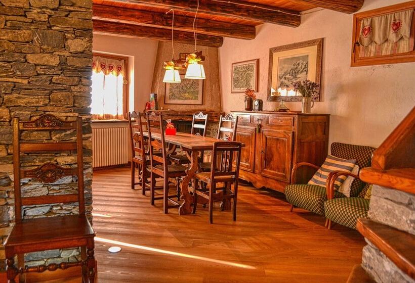 ベッドアンドブレックファースト Baita Le Broue