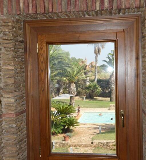 تختخواب و صبحانه Casarealia